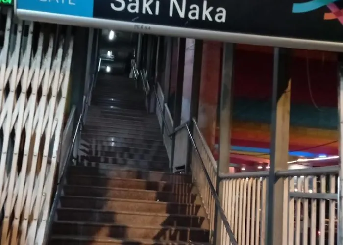 Royal Cabin Stay Mumbai